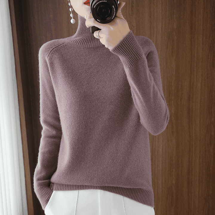 Holly Donna Sweter z Golfem – Delikatność Dzianiny, Elegancki Wysoki Kołnierz i Wyrafinowane Dopasowanie
