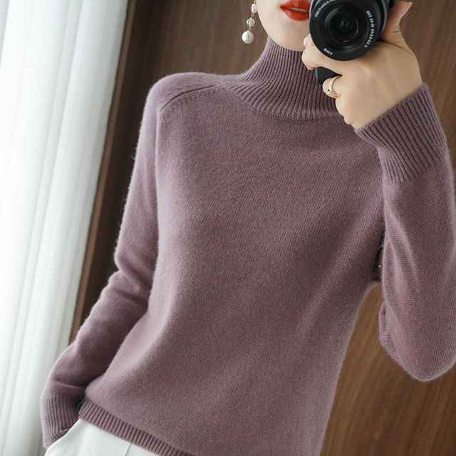 Holly Donna Sweter z Golfem – Delikatność Dzianiny, Elegancki Wysoki Kołnierz i Wyrafinowane Dopasowanie