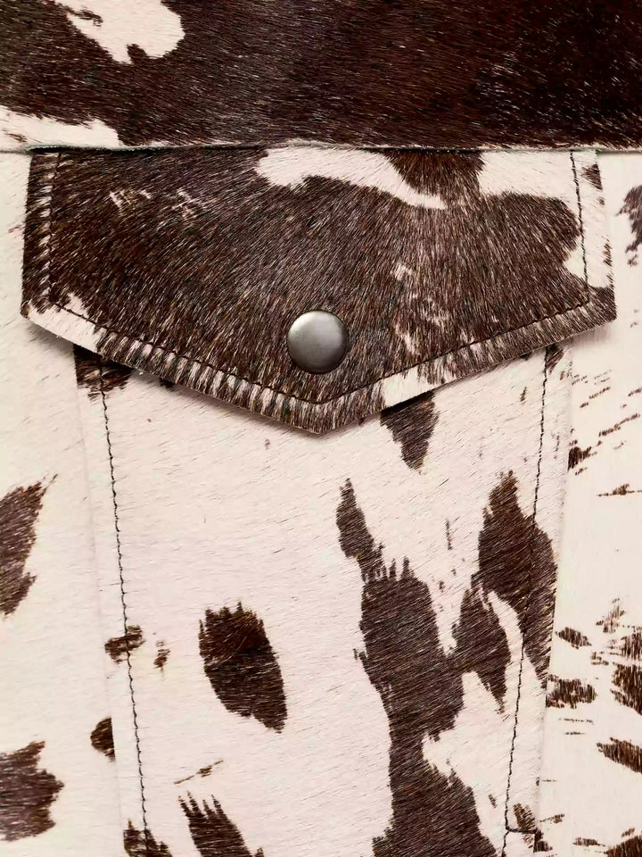 Fiona Giacca Donna con Stampa Mucca – Giacca Statement in Ecopelliccia di Lusso con Chiusura a Bottoni