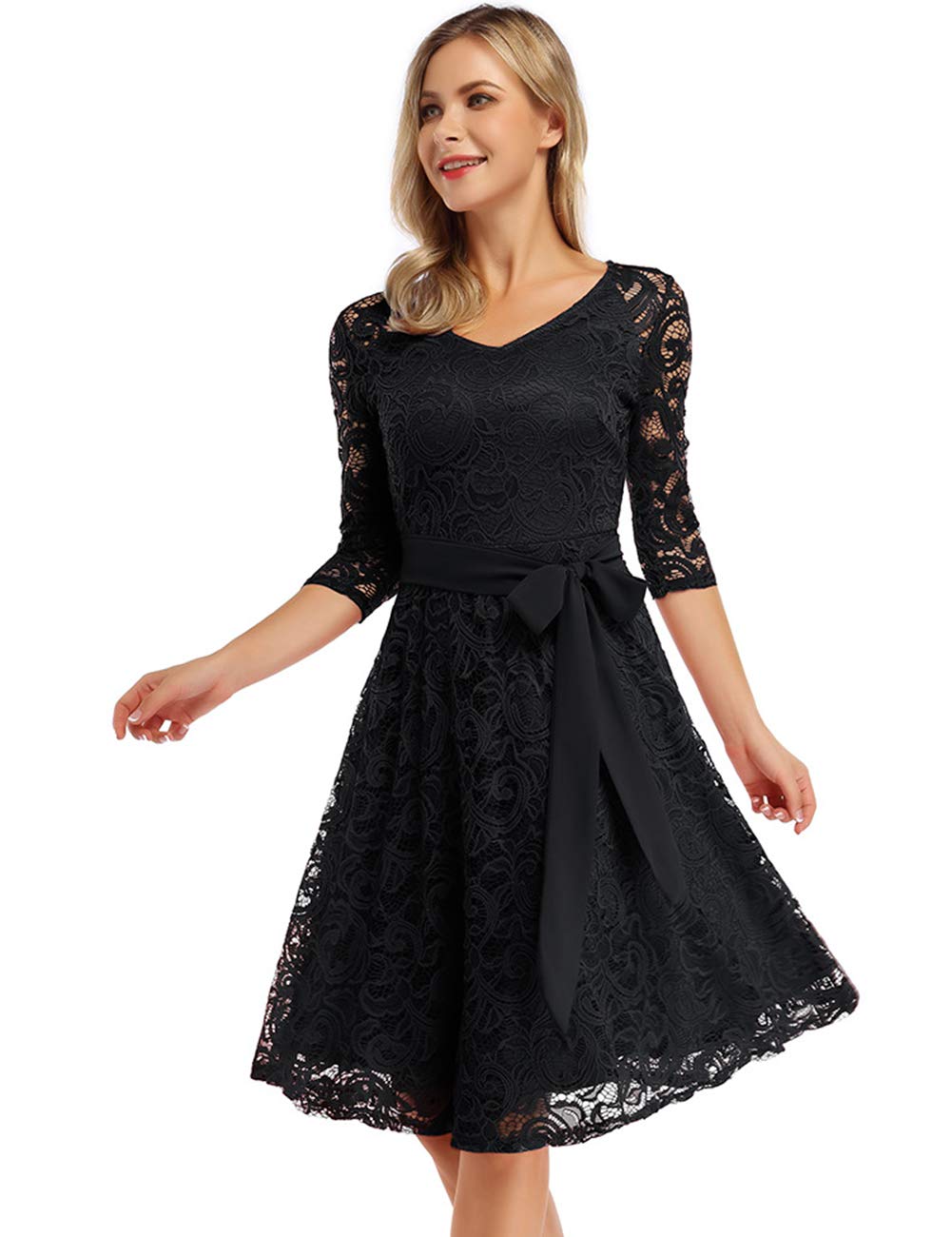 Růžové elegantní dámské šaty z krajky – výstřih do V, délka po kolena a vintage styl