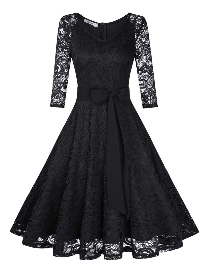 Růžové elegantní dámské šaty z krajky – výstřih do V, délka po kolena a vintage styl