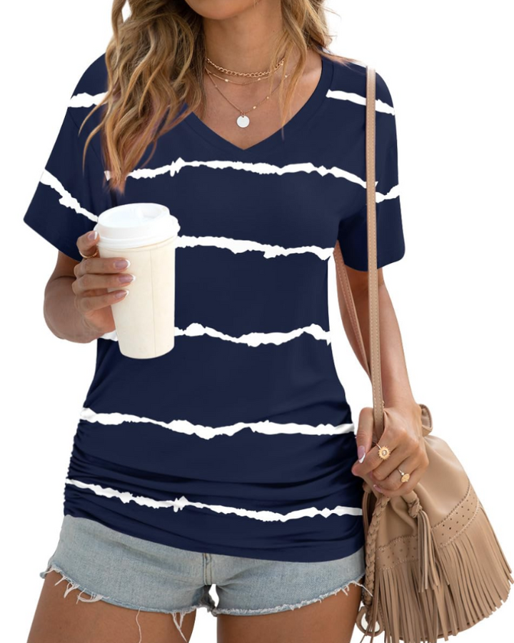 Elara Top Donna – Scollo a V, Drappeggi Laterali & T-Shirt Casual Elegante