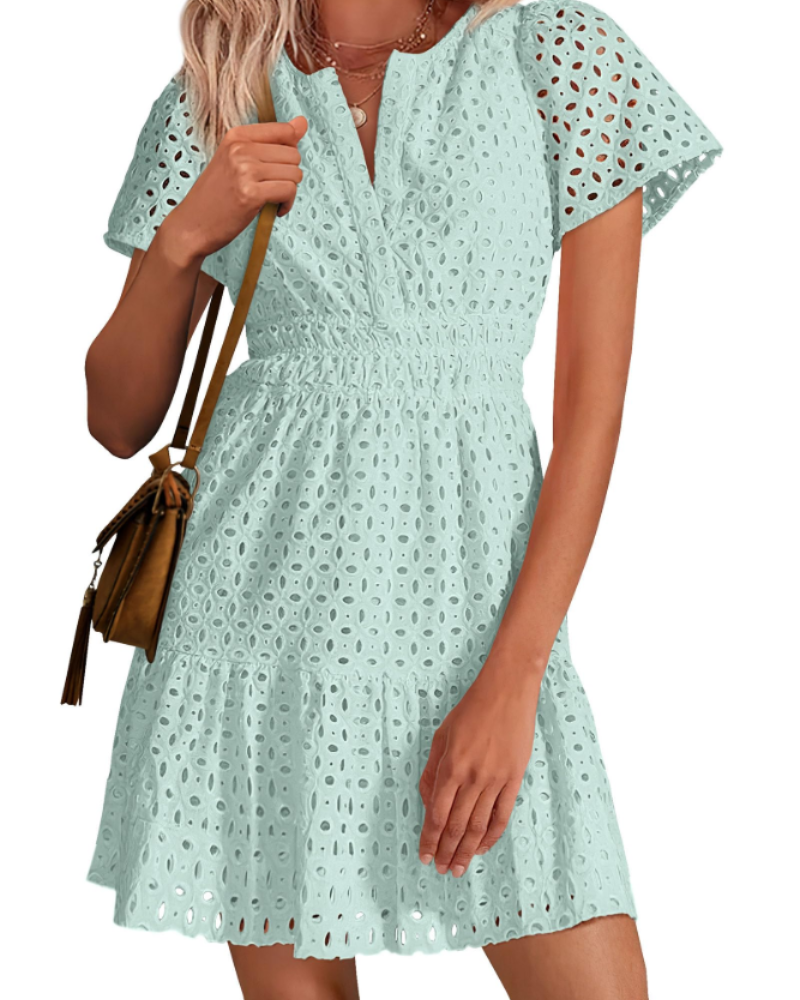 Herra Robe Courte Femme – Dentelle Sangallo, Décolleté en V & Robe Trapèze avec Volants