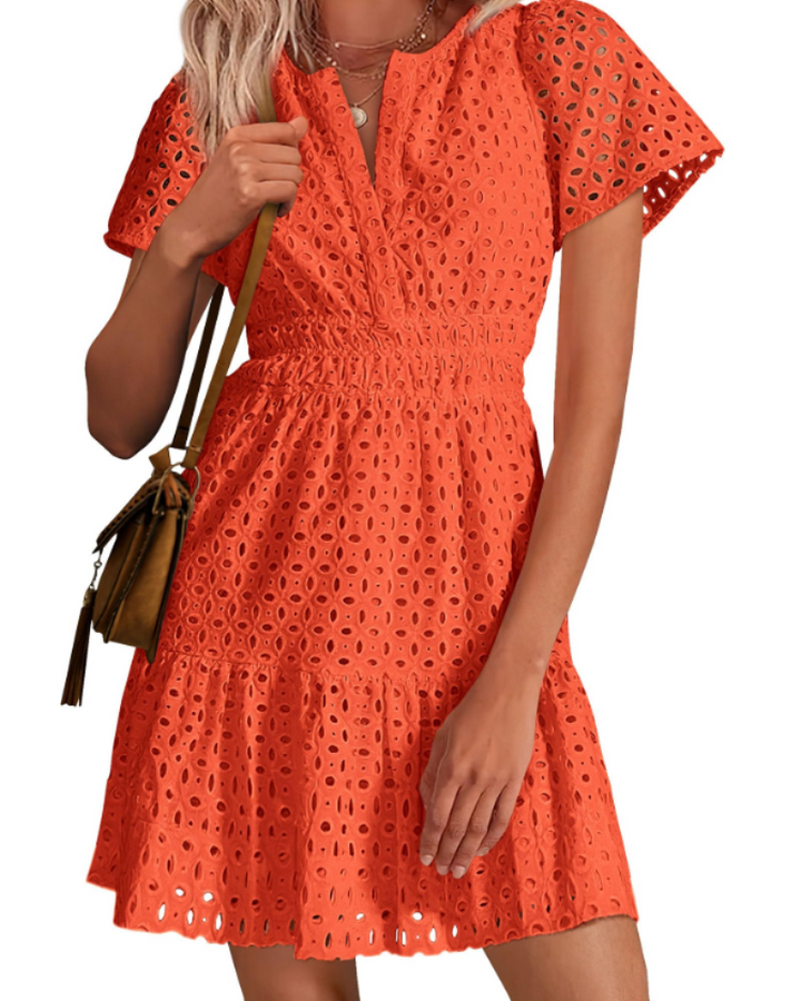Herra Robe Courte Femme – Dentelle Sangallo, Décolleté en V & Robe Trapèze avec Volants