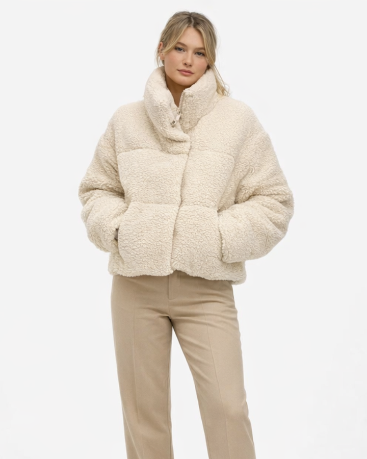 Veste Teddy Lyra Femme – Veste Matelassée Beige Chaude avec Col Montant Décontractée d'Hiver