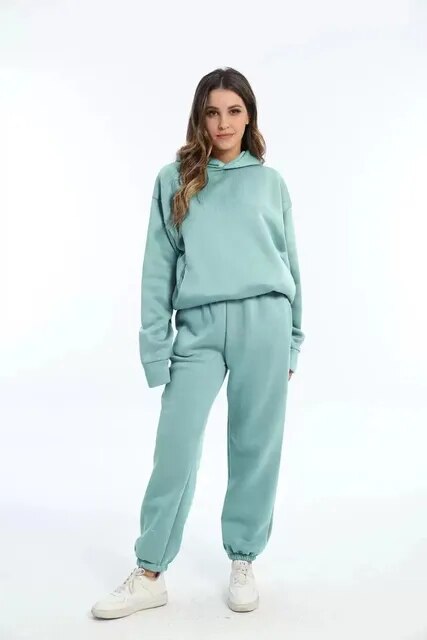 Set hanorac cu glugă și pantaloni de trening pentru femei | De iarnă