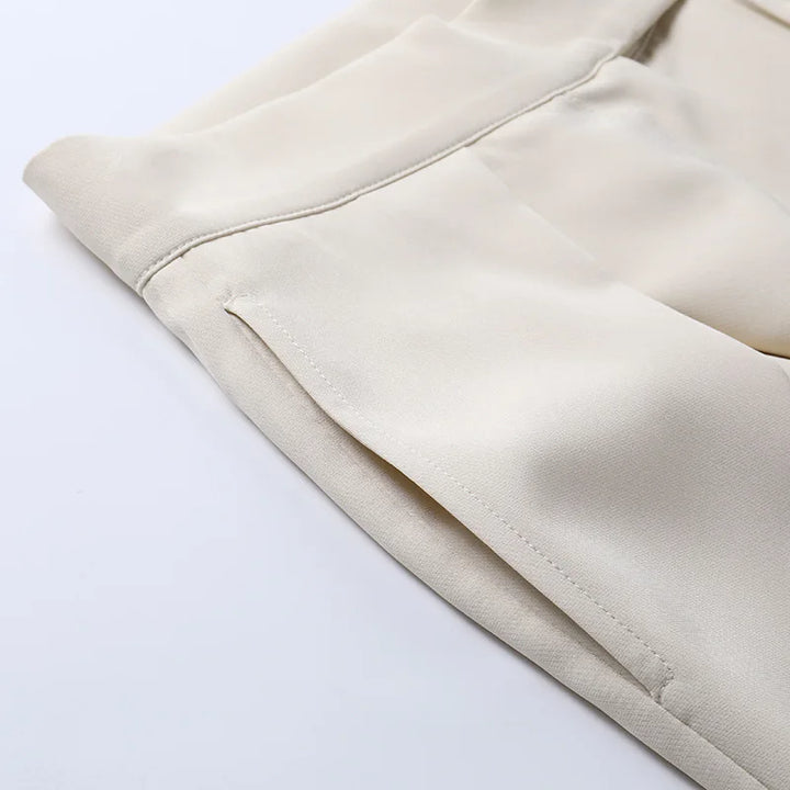 Pantaloni largi pentru femei | Casual