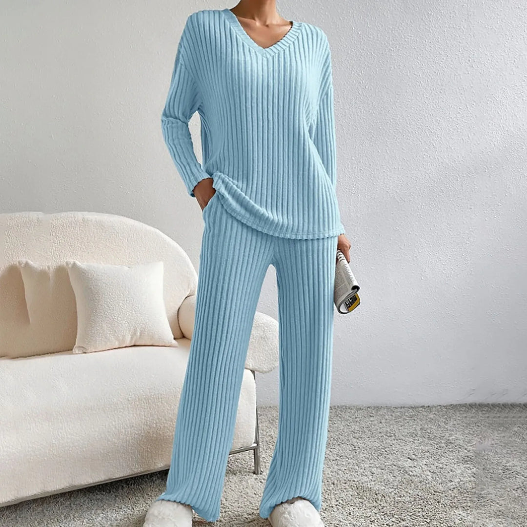Set Elin Loungewear Donna cu Dungi – Confortabil, La Modă și Două Piese Casual