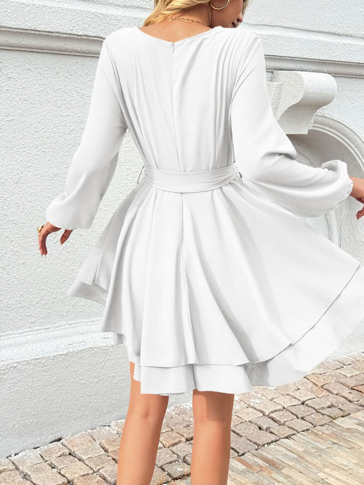 Brinley Dámské Šaty s Kříženým Výstřihem – Hluboký Výstřih do V, Volánky a Elegantní Vysoký Pas