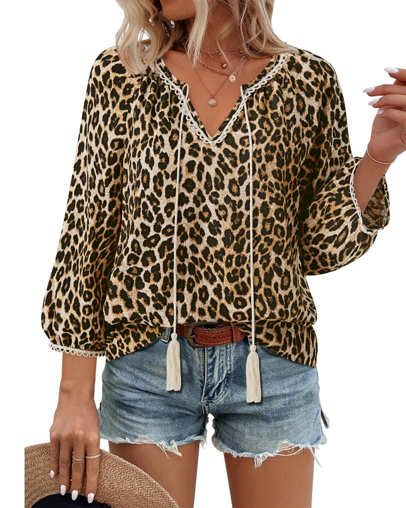 Azelia Blouse Femme Bohème – Col en V, Imprimé Floral & Nœud Avant, Manches 3/4 Fluides