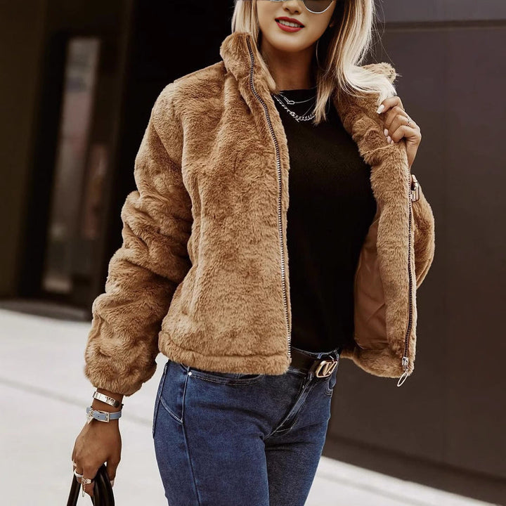 Heidi Donna Teddy Bomber – Μπουφάν από απαλό φλις με φερμουάρ και μοντέρνο ψηλό γιακά